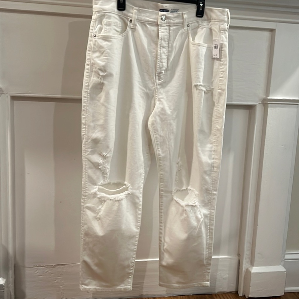 NWT OLD NAVY White Distressed Denim Pants.  Size 16